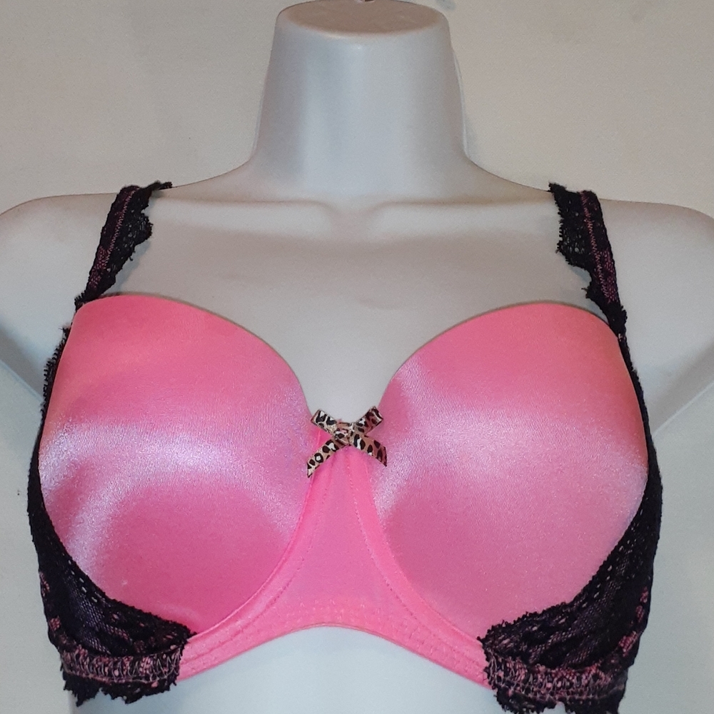 Victoria's Secret balconet bra 34DD Pink w/ lace